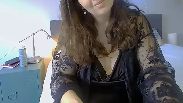 Ella Next Door online show from January 23, 2025, 9:50 am