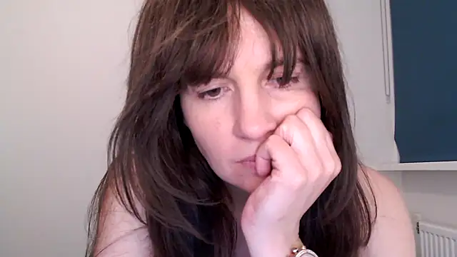 Ella Next Door online show from February 11, 2026, 9:31 pm