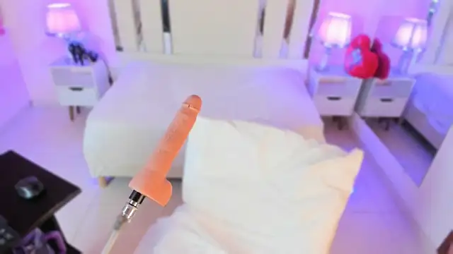 Snapshot of Miliaangeles chatting on October 7, 2025, 12:57 pm Miliaangeles online show from October 7, 2025, 12:57 pm