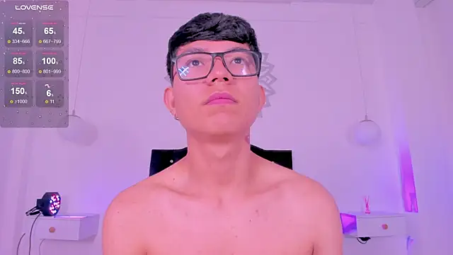 CodyTwink online show from November 5, 2025, 3:23 pm