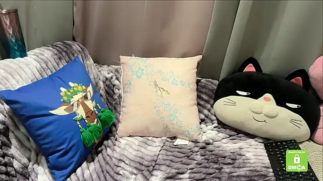 Unique-Beauty online show from November 7, 2025, 5:24 pm