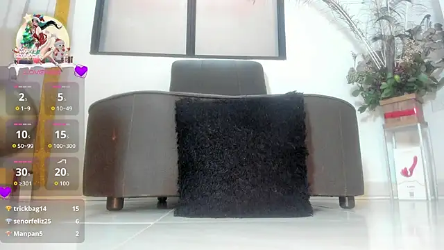 violetmontan online show from November 24, 2025, 12:38 pm