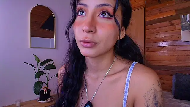 amber curly online show from July 7, 2026, 3:38 pm