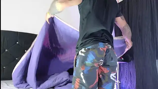 john cartter1 online show from October 22, 2025, 11:10 am