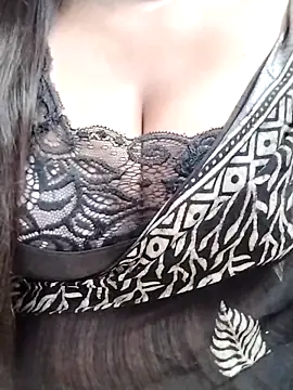 Snapshot of Nancy-22 chatting on October 17, 2025, 2:37 am Nancy-22 online show from October 17, 2025, 2:37 am