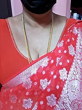 ananya956 online show from October 1, 2025, 5:13 am