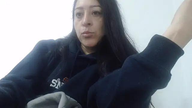 naughthyany16 online show from February 9, 2025, 11:25 am