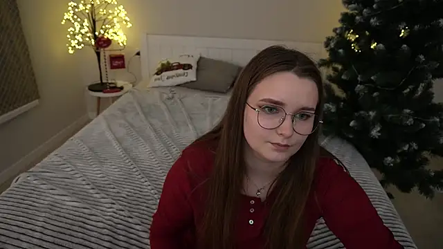 Snapshot of MagicPeachh_ chatting on December 9, 2024, 8:23 pm MagicPeachh online show from December 9, 2024, 8:23 pm