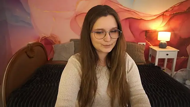 Snapshot of MagicPeachh_ chatting on November 10, 2025, 1:43 pm MagicPeachh online show from November 10, 2025, 1:43 pm