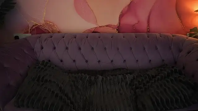 Snapshot of MagicPeachh_ chatting on November 17, 2025, 1:28 pm MagicPeachh online show from November 17, 2025, 1:28 pm