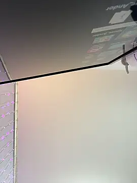 im anna  online show from October 21, 2025, 5:24 pm