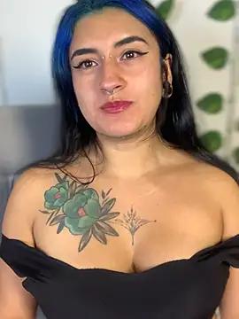 Snapshot of Lilith_Pink chatting on January 27, 2025, 3:37 am Lilith Pink online show from January 27, 2025, 3:37 am