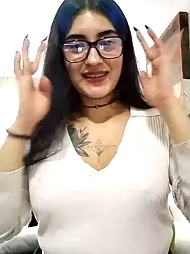 Snapshot of Lilith_Pink chatting on February 12, 2025, 8:50 pm Lilith Pink online show from February 12, 2025, 8:50 pm