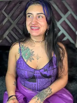 Snapshot of Lilith_Pink chatting on February 19, 2025, 8:44 am Lilith Pink online show from February 19, 2025, 8:44 am