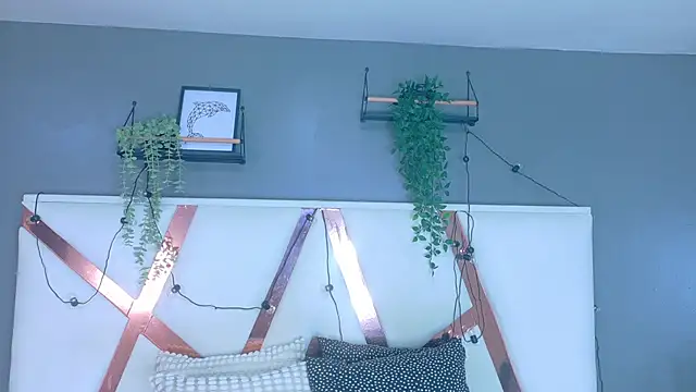 Snapshot of LilithSmith_ chatting on February 2, 2026, 11:42 am LilithSmith online show from February 2, 2026, 11:42 am