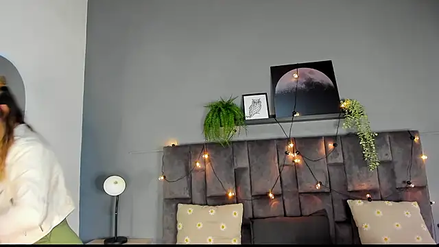 Snapshot of LilithSmith_ chatting on February 17, 2026, 11:40 am LilithSmith online show from February 17, 2026, 11:40 am