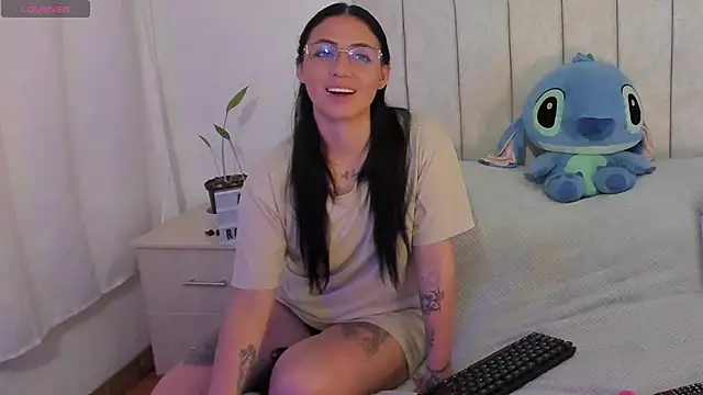 anny roberts online show from November 29, 2025, 10:24 pm