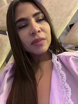 HaileyBaldwin online show from December 30, 2024, 2:09 am