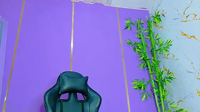 scarlet-jonesx online show from October 4, 2025, 4:54 am