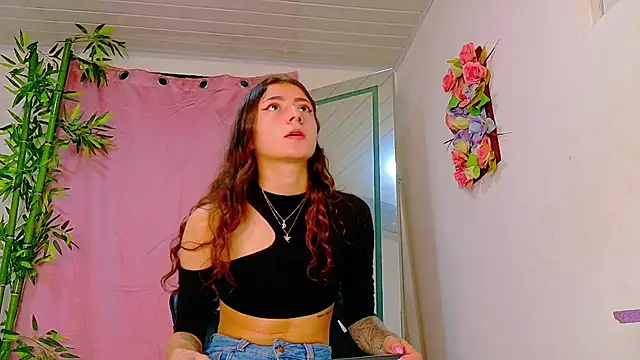 scarlet-jonesx online show from May 22, 2026, 12:51 am