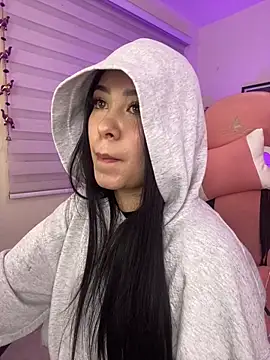 Snapshot of Starliee__ chatting on October 22, 2025, 12:00 am Starliee online show from October 22, 2025, 12:00 am