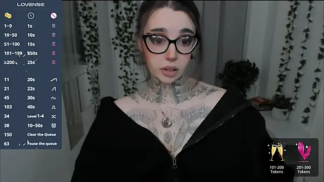 Dixi Pixi  online show from April 18, 2026, 5:55 am