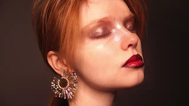 ginger hugs online show from January 4, 2025, 10:02 pm