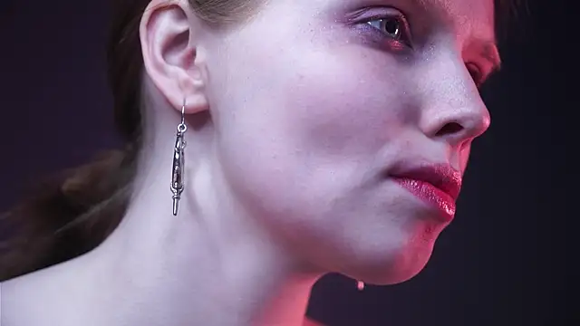 ginger hugs online show from February 15, 2025, 4:25 am