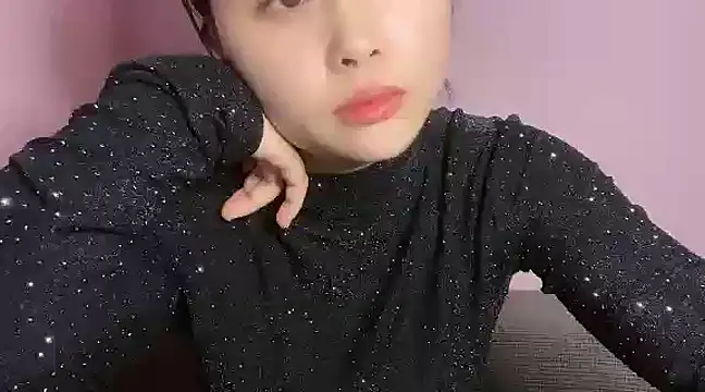 Snapshot of Yenzhing chatting on December 1, 2024, 4:51 pm Yenzhing online show from December 1, 2024, 4:51 pm