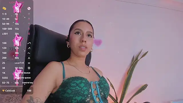 Snapshot of MissSussy chatting on January 10, 2025, 6:31 am MissSussy online show from January 10, 2025, 6:31 am