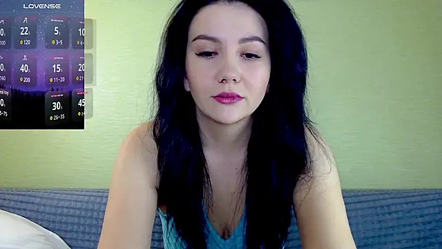 Snapshot of AlexaCruze chatting on December 15, 2024, 4:59 pm AlexaCruze online show from December 15, 2024, 4:59 pm