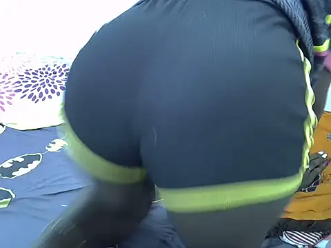 sweetvalleria online show from September 28, 2025, 8:47 pm