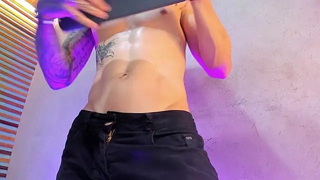 french sexx online show from December 2, 2025, 7:31 pm