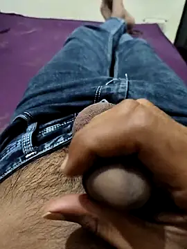 PAWARXX 0 online show from October 11, 2025, 5:11 pm