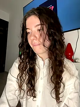 Kimi Ass online show from November 9, 2025, 1:37 am