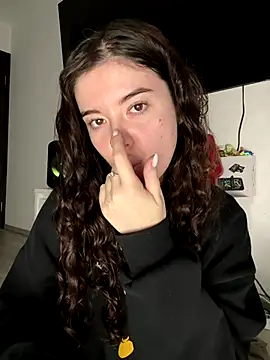 Kimi Ass online show from November 25, 2025, 10:04 am