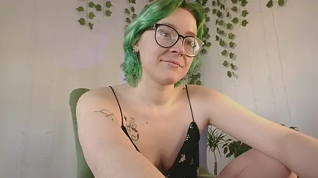 Snapshot of alisahug chatting on January 15, 2025, 7:05 am alisahug online show from January 15, 2025, 7:05 am