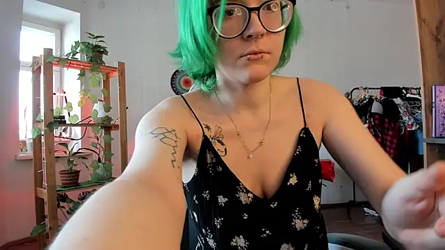 Snapshot of alisahug chatting on March 4, 2025, 7:41 am alisahug online show from March 4, 2025, 7:41 am