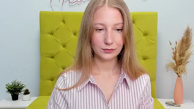 LolaWilsons online show from February 16, 2026, 6:31 am