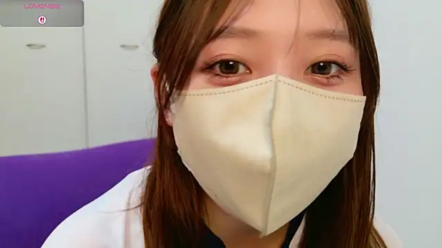 sara-a-jp online show from June 12, 2026, 3:05 am