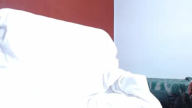 Freyja eter online show from April 6, 2026, 10:49 am