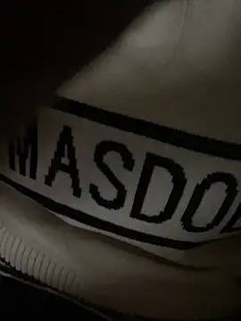 Tuongvy05 online show from November 6, 2025, 3:35 pm