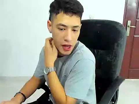 Chandler ken online show from December 2, 2025, 1:11 am