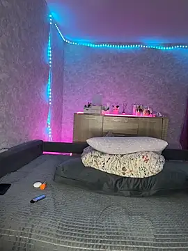 Evaaa Babiesss online show from December 21, 2025, 6:04 pm