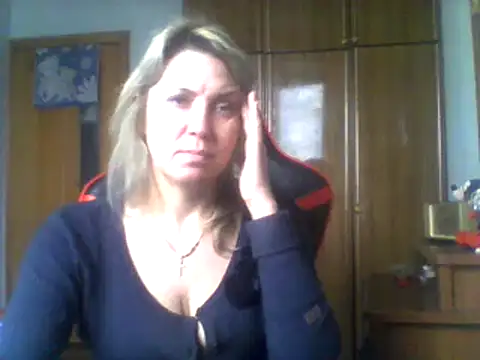 Snapshot of IrinaB1 chatting on January 13, 2025, 12:13 pm IrinaB1 online show from January 13, 2025, 12:13 pm