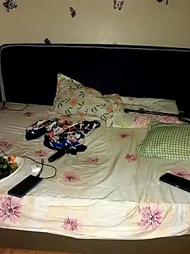 Snapshot of Queen-sluty2 chatting on February 4, 2025, 8:28 pm Queen-sluty2 online show from February 4, 2025, 8:28 pm