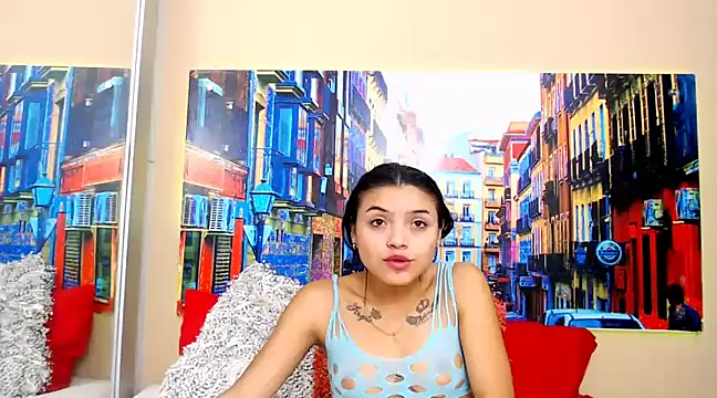 Snapshot of CristalLoren chatting on February 12, 2025, 2:54 pm CristalLoren online show from February 12, 2025, 2:54 pm