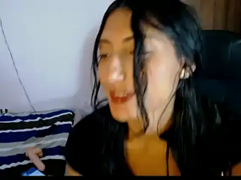 paulett2024 online show from January 30, 2025, 10:41 pm