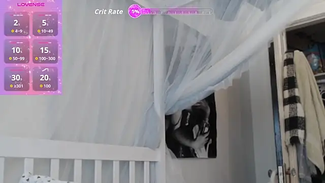 Snapshot of fern4ever chatting on October 9, 2025, 10:08 pm fern4ever online show from October 9, 2025, 10:08 pm