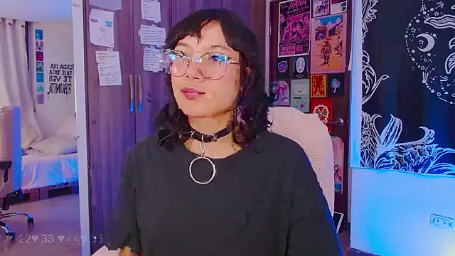 melissahowl online show from September 29, 2025, 1:44 am